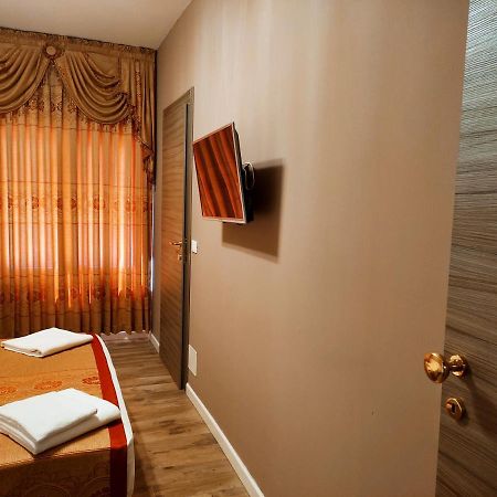Hotel Venice Tour เมสเตร ภายนอก รูปภาพ