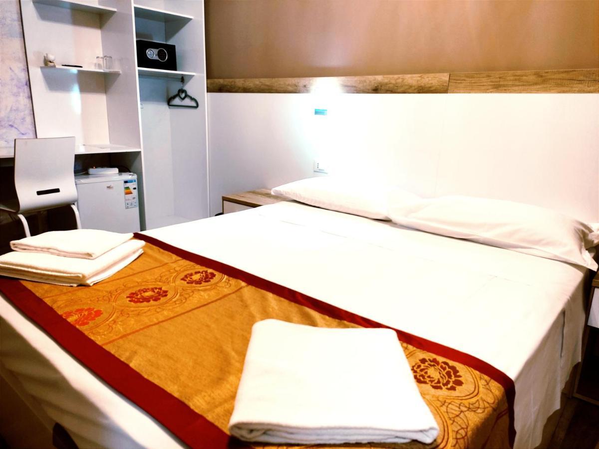 Hotel Venice Tour เมสเตร ภายนอก รูปภาพ