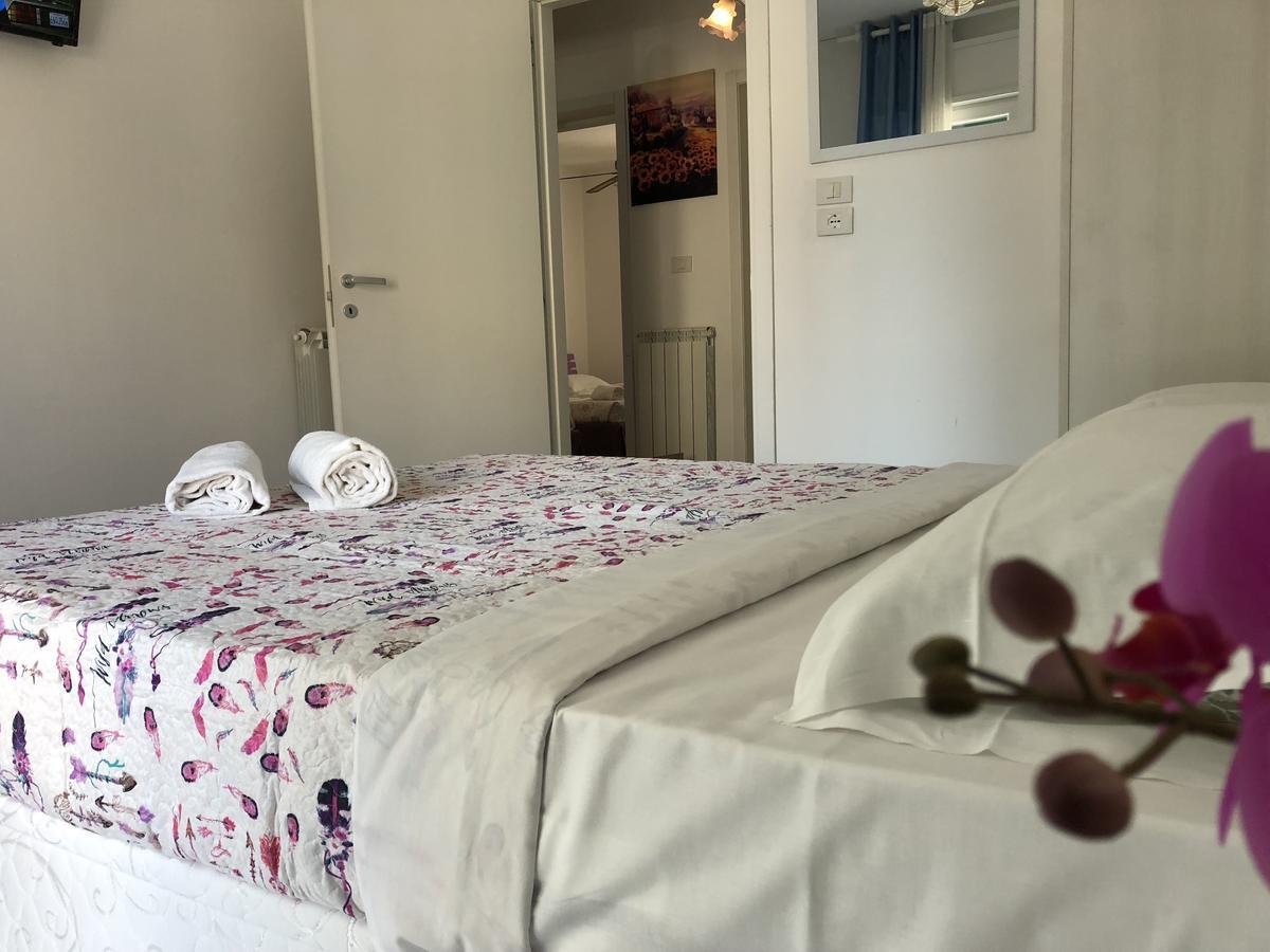 Hotel Venice Tour เมสเตร ภายนอก รูปภาพ